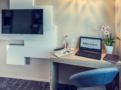 Гостиница Mercure Poitiers Site du Futuroscope Hotel в Пуатье