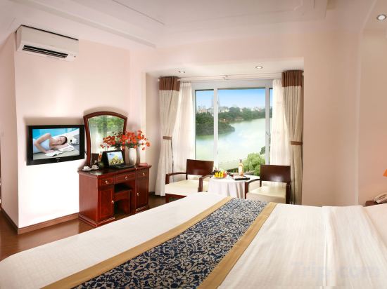 Фото Lakeside Palace Hotel