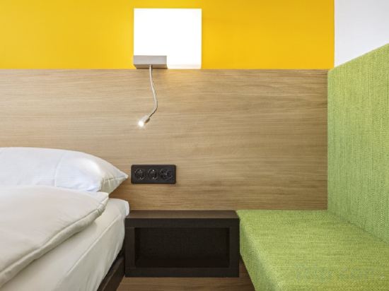 Фото Züri by Fassbind