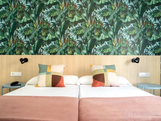 Фото 4U Miranda Hotel