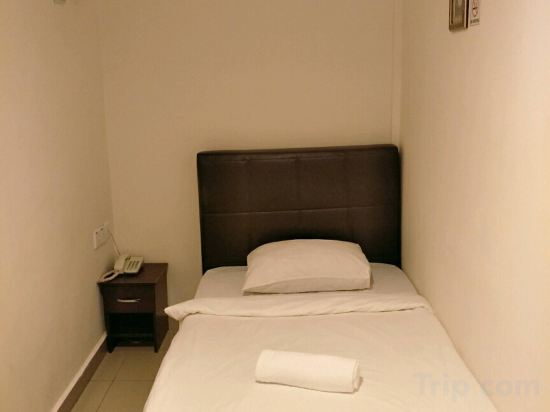 Фото Hotel A-One