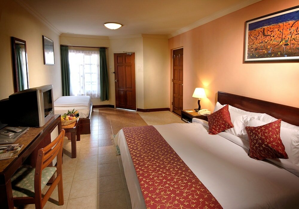 Фото Bukit Merah Laketown Resort