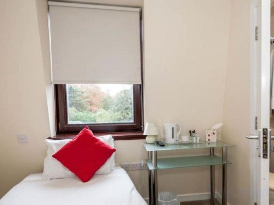 Фото Britannia Hotel Edinburgh