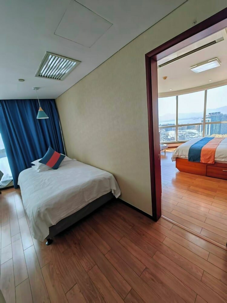 Фото Eastking Business Hotel