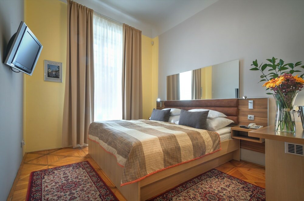 Фото Hotel Monastery