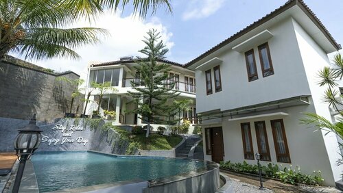 Гостиница Aleyra Hotel and Villa's Garut в Гаруте