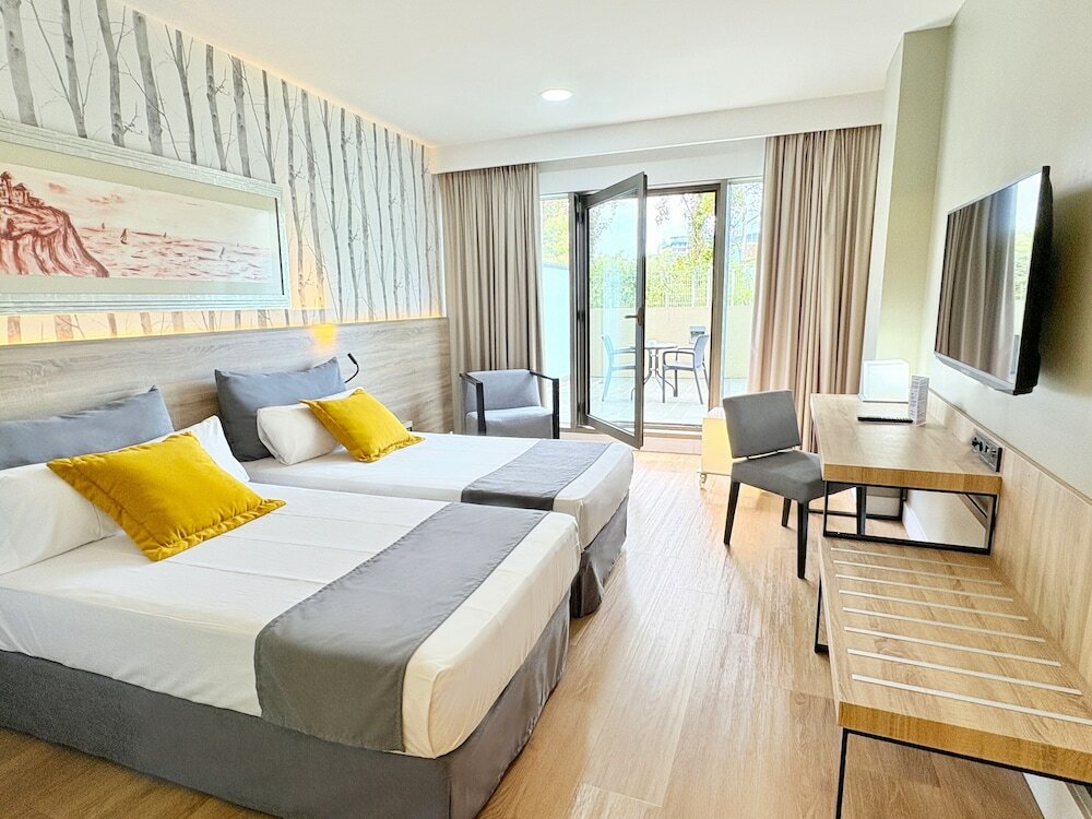 Фото Eurohotel Barcelona Gran VIA Fira