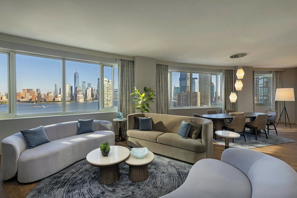 Фото The Westin Jersey City Newport