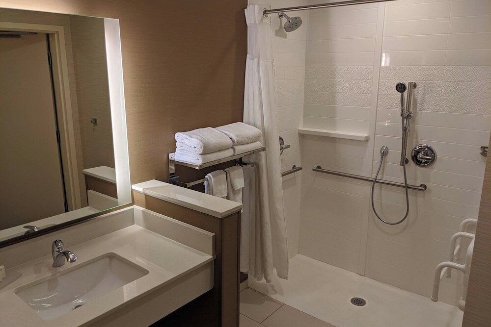Фото Fairfield Inn & Suites by Marriott Phoenix Tempe/Airport