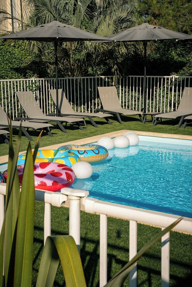 Фото Mercure Aix-en-Provence Beaumanoir