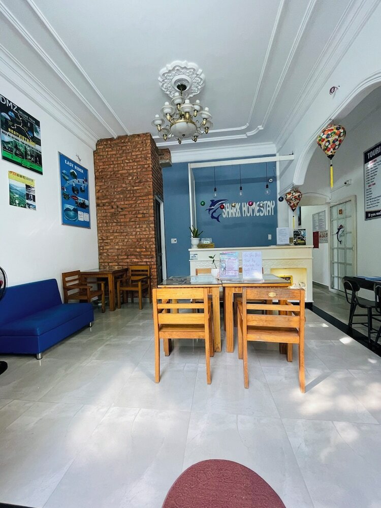 Фото Shark Hotel - Hostel