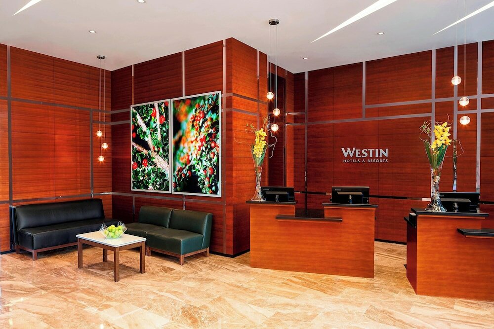 Фото The Westin Wall Centre, Vancouver Airport