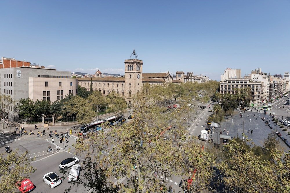 Фото Enjoybcn Miro Apartments
