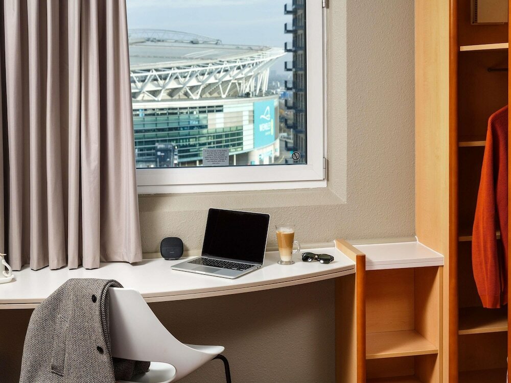 Фото Ibis London Wembley