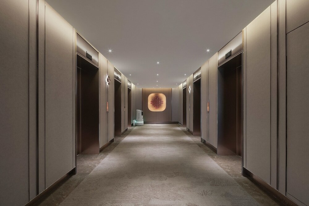 Фото Holiday Inn Shanghai Huaxia, an Ihg Hotel