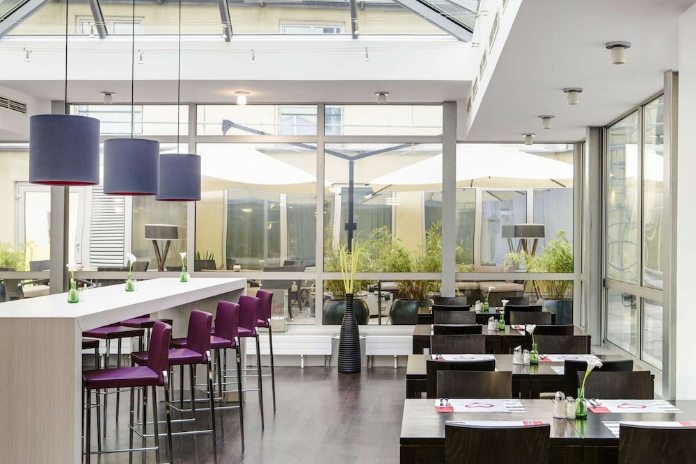 Фото IntercityHotel Wien