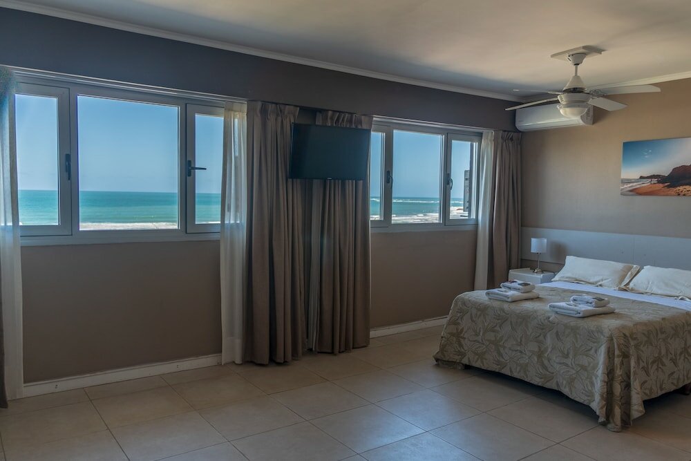 Фото Hotel Aatrac