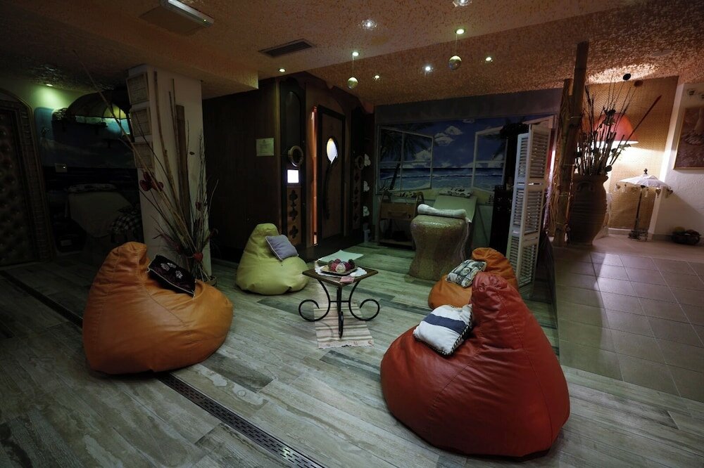 Фото Отель 2 Kitarrat Boutique Hotel & Spa