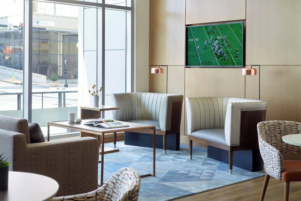 Фото Lexington Marriott City Center