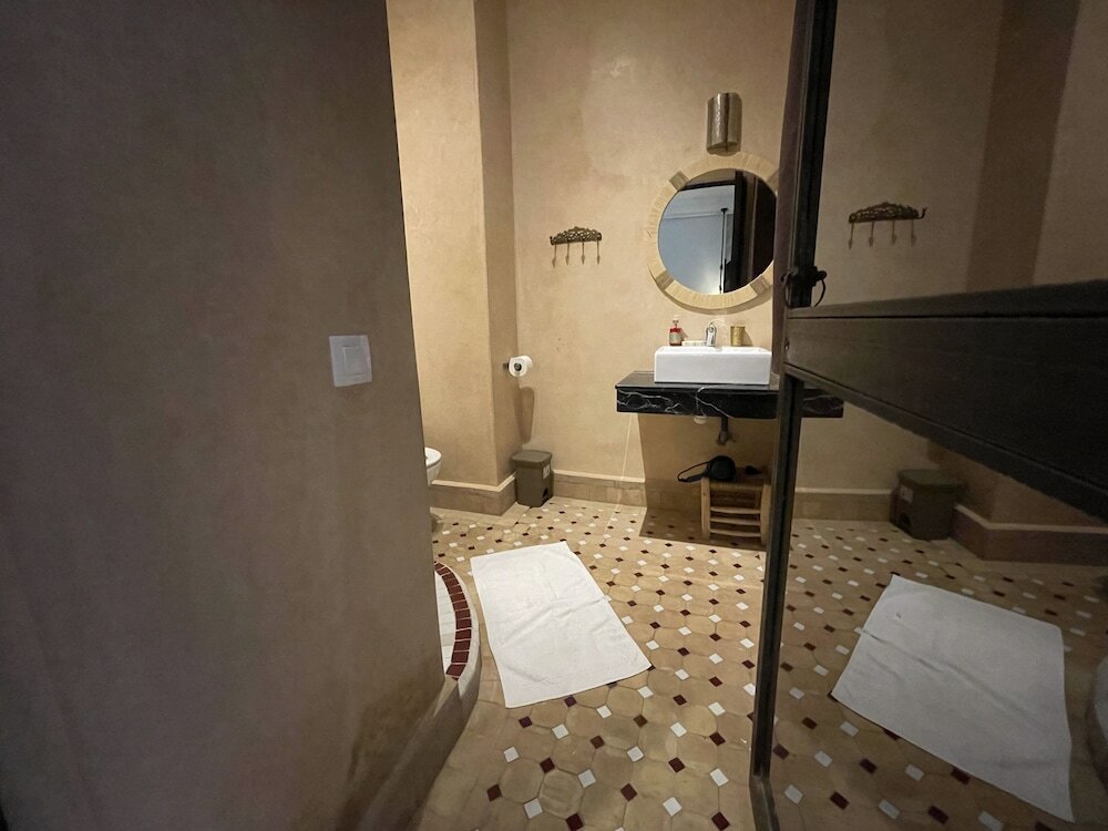 Фото Riad Samarine