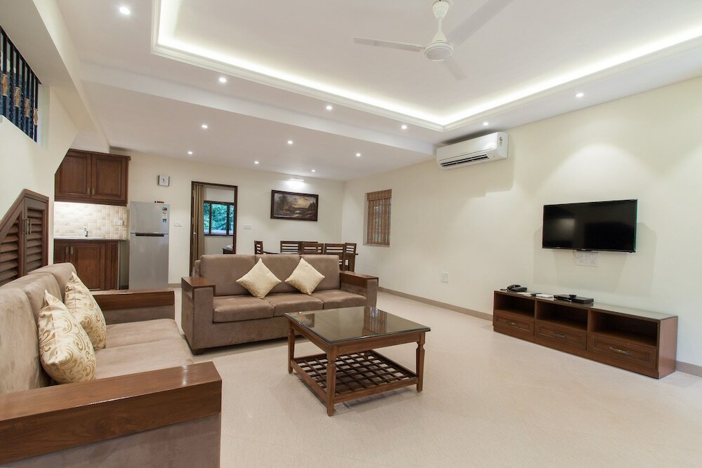 Фото Seashell Suites and Villas