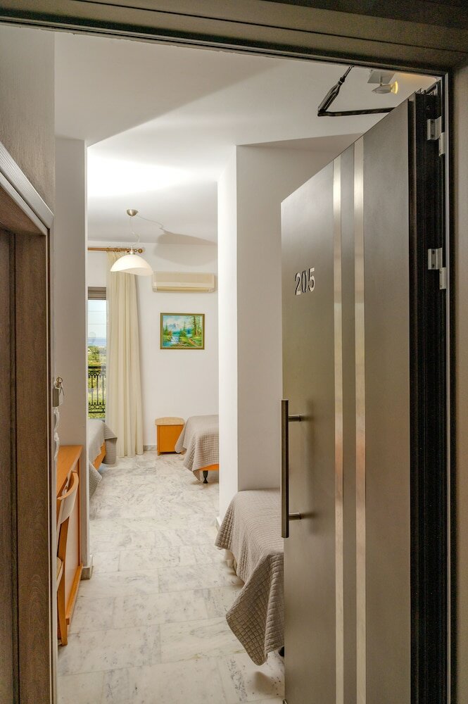 Фото Sunset Hotel