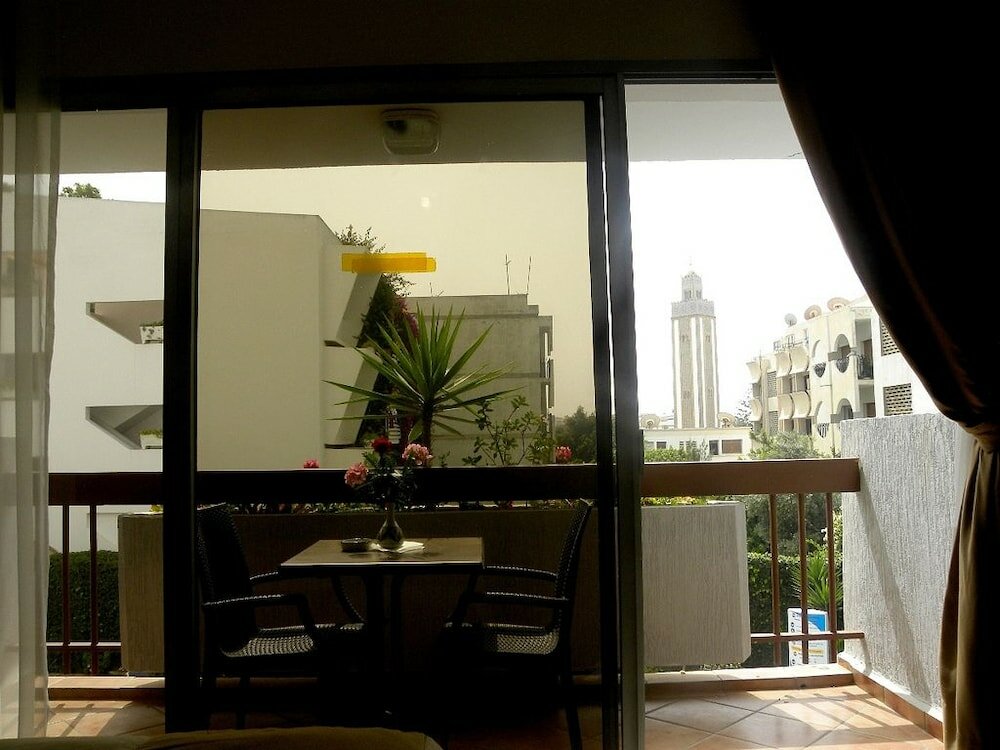 Фото Aferni Hotel