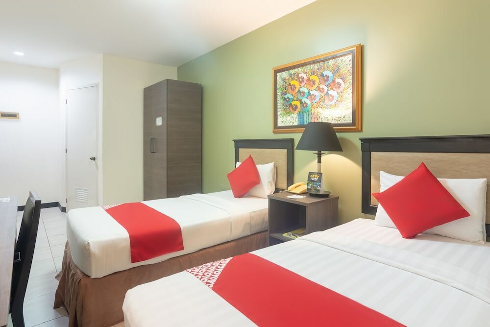 Фото Oyo 187 The Maxwell Hotel