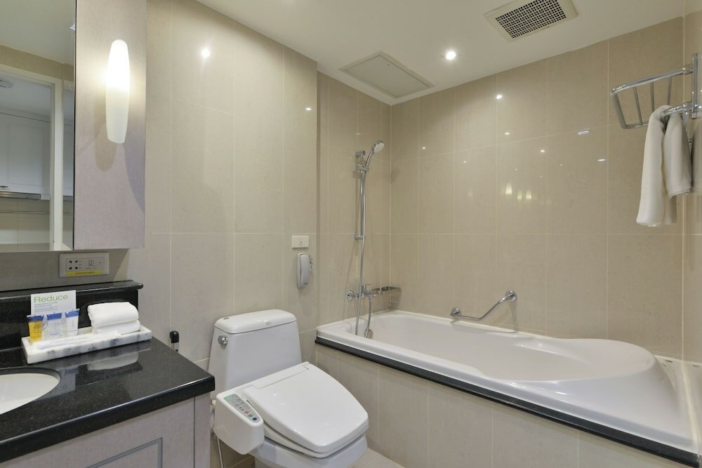 Фото Centre Point Serviced Apartment Thong Lo