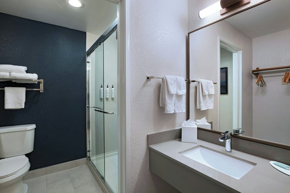 Фото Fairfield Inn & Suites by Marriott Austin-University Area