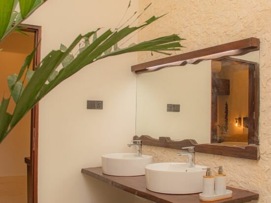 Фото Spicepeek Boutique Hotel Cmb Airport