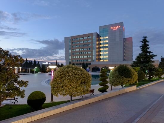 Фото Ramada Plaza by Wyndham Gence