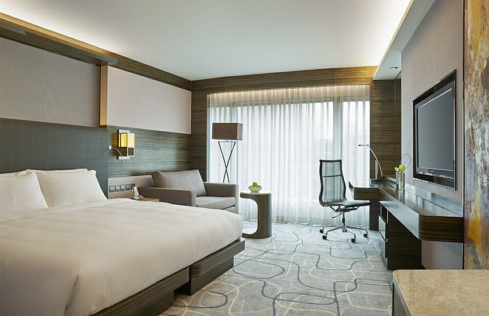 Фото New World Millennium Hong Kong Hotel