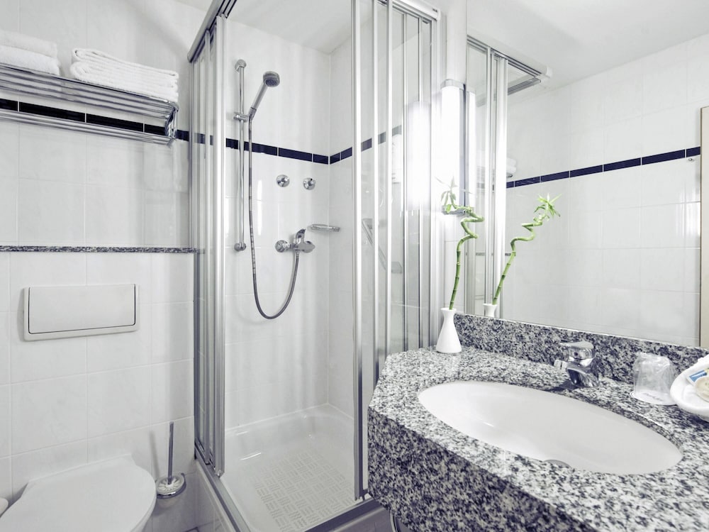 Фото Mercure Hotel Koeln Belfortstrasse