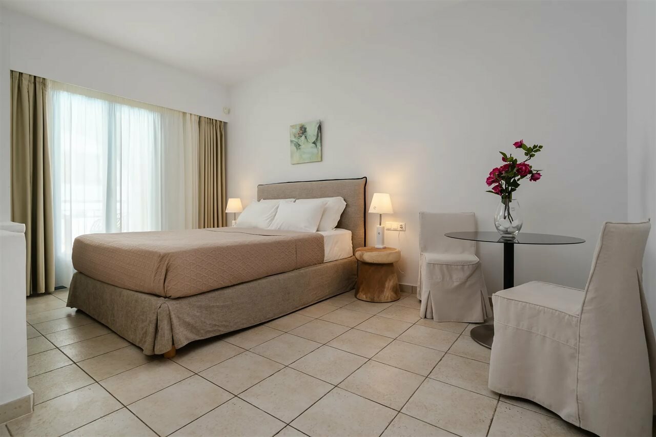 Фото Mitos Suites