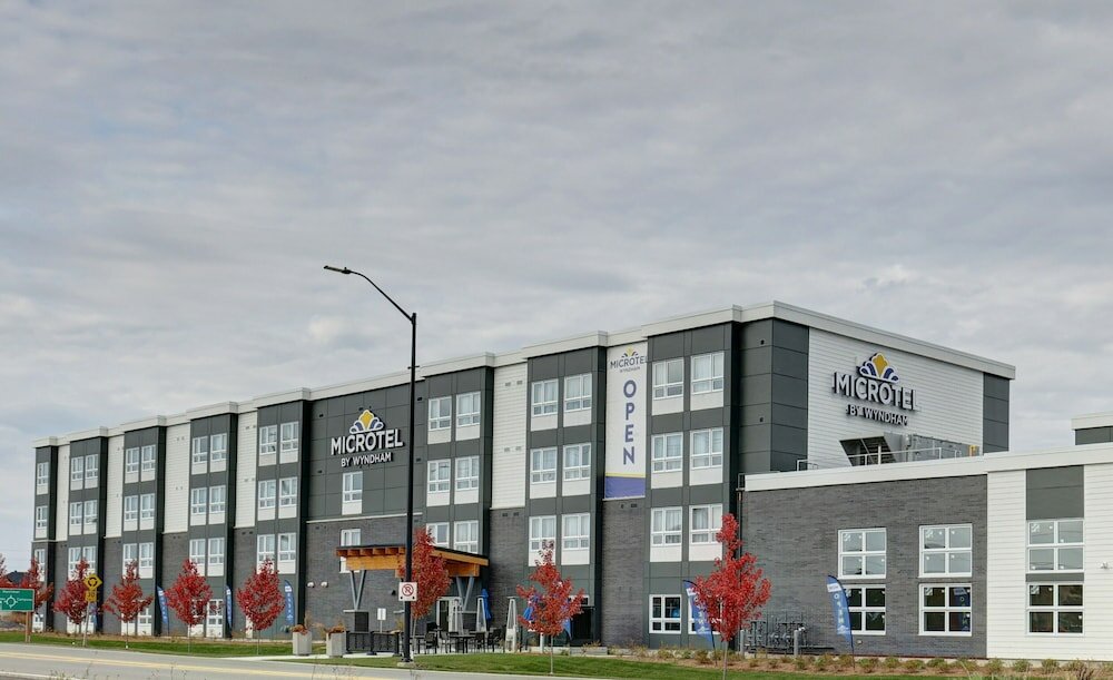Фото Microtel Inn & Suites by Wyndham Kanata Ottawa West