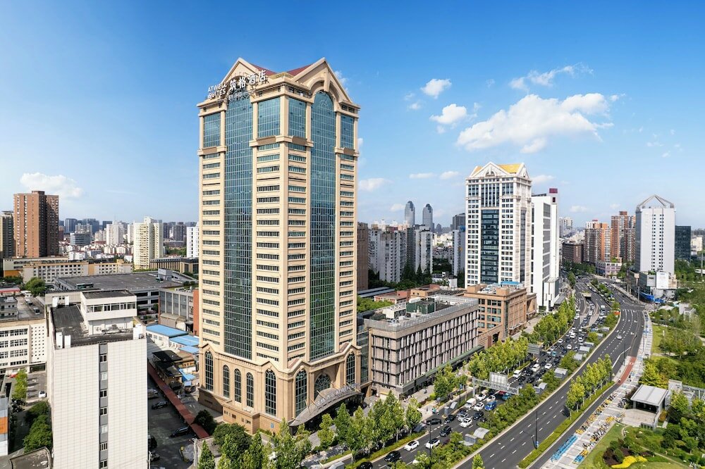 Фото Atwell Suites Shanghai Wuning