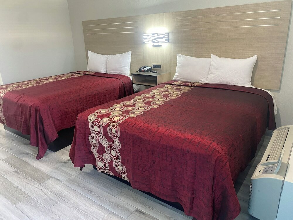 Фото Mayfair Inn