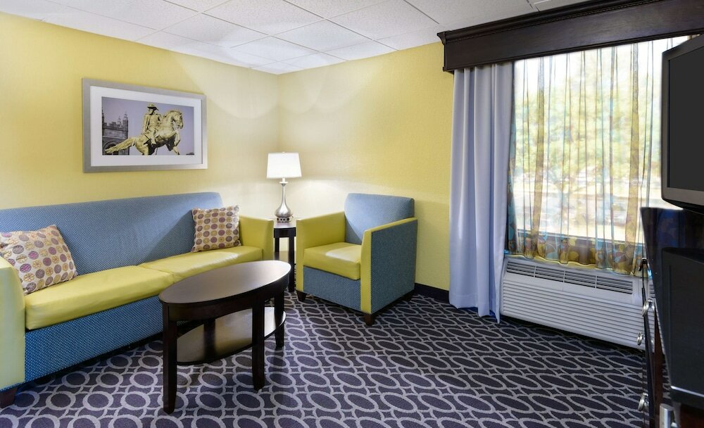 Фото Doubletree by Hilton Richmond-Midlothian