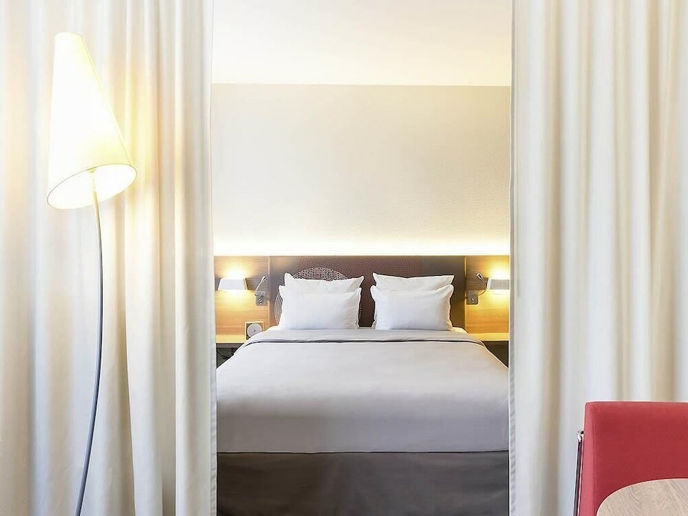 Фото Novotel Suites Geneve Aeroport