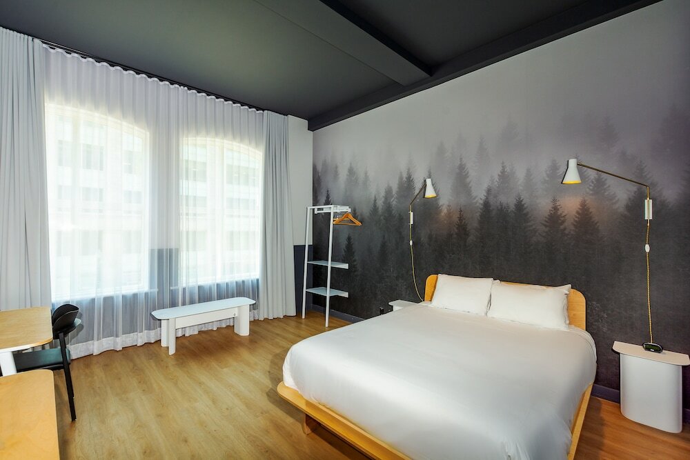 Фото Hôtel du Jardin - by Les Lofts Vieux-Quebec