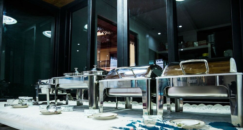 Фото Mittaphap Hotel II