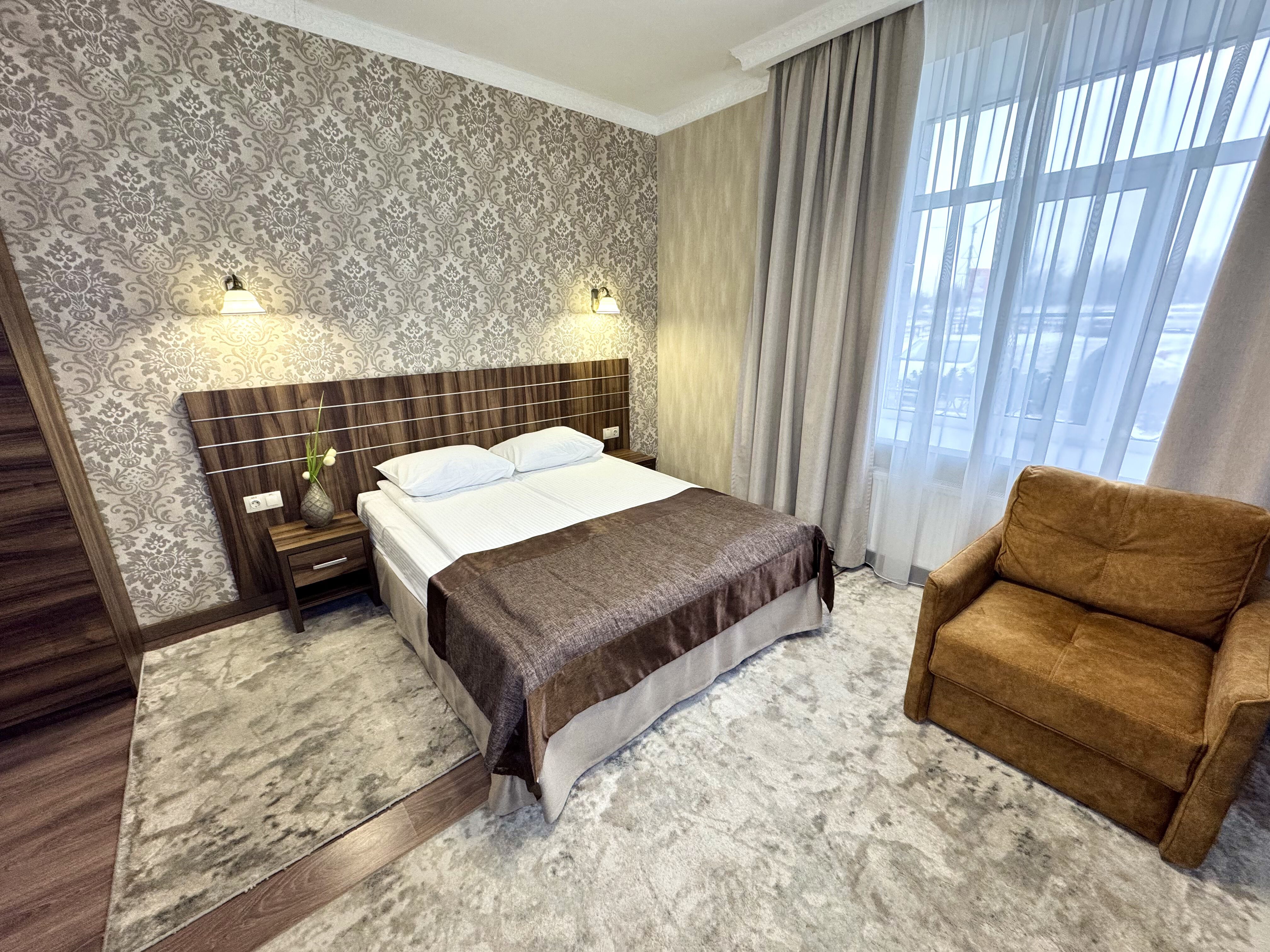 Фото Петровский