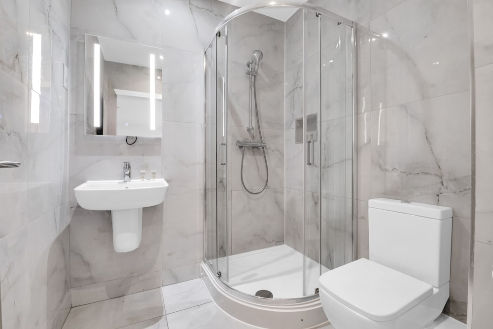 Фото Signature London