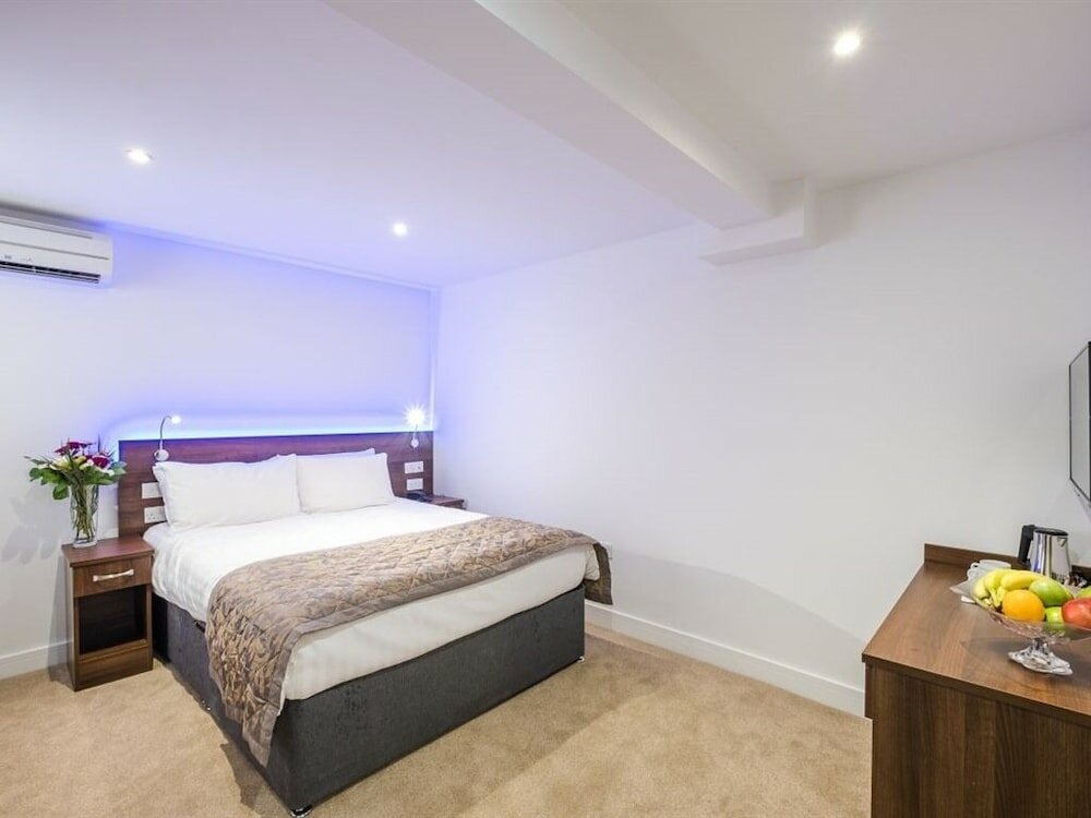 Фото Signature London