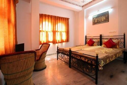 Гостиница Harsh Vilas Guest House в Удайпуре