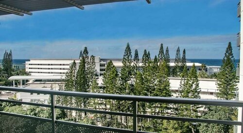 Гостиница Chateau Royal Beach Resort and SPA в Нумеа