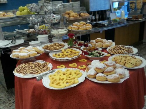 Внешний вид отеля Hotel Derby в Беллария-Иджеа-Марине, фото 2