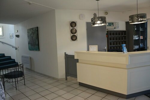 Внешний вид отеля Hotel Albizzia в Вальрас-Плаже, фото 5