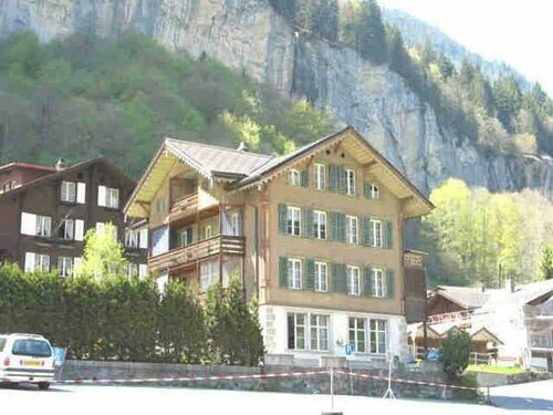 Гостиница Hotel Hornerpub в Лаутербруннене